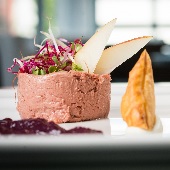 Restaurace & Bary
