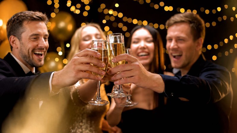 NEW YEAR’S EVE WITH AQUAPARK, GALA DINNER AND ENTERTAINMENT FOR THE WHOLE FAMILY
