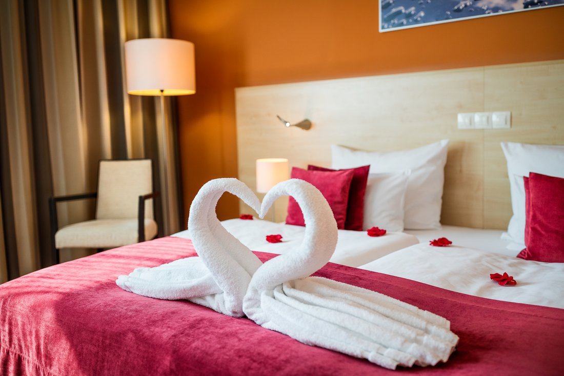 Romance Wellness For Two Aquapalace Hotel Prague